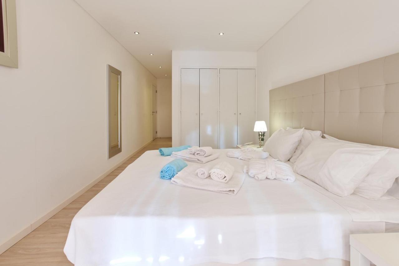Os Reais - Apt In Front Of The Beach In Centeanes Carvoeiro  Exterior foto