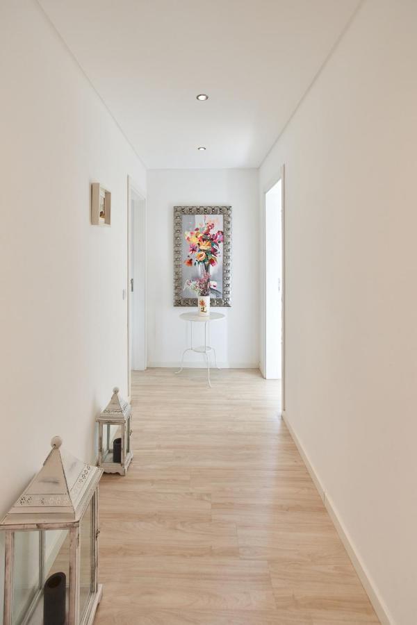 Os Reais - Apt In Front Of The Beach In Centeanes Carvoeiro  Exterior foto