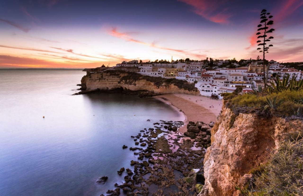 Os Reais - Apt In Front Of The Beach In Centeanes Carvoeiro  Exterior foto