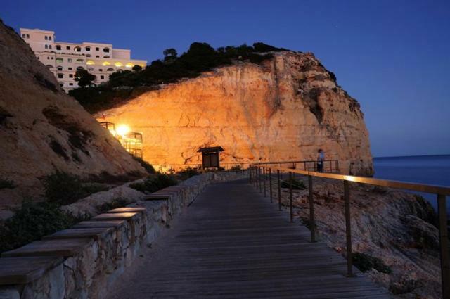 Os Reais - Apt In Front Of The Beach In Centeanes Carvoeiro  Exterior foto