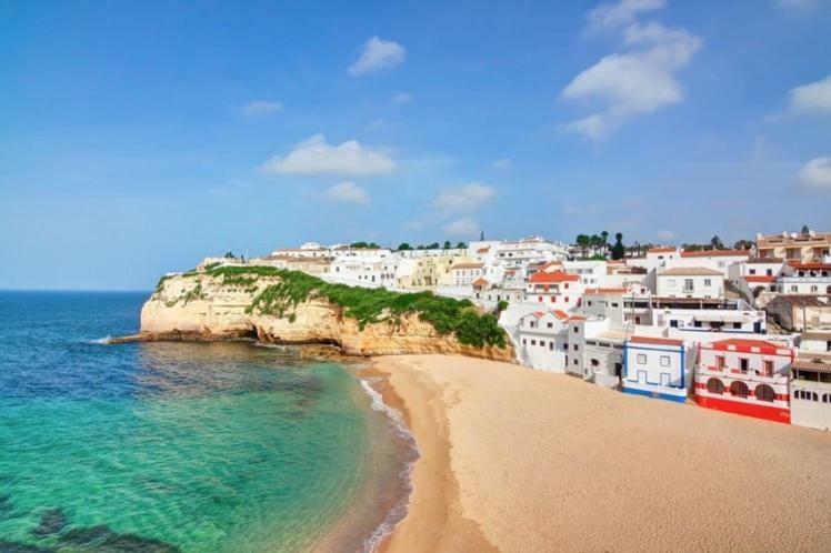 Os Reais - Apt In Front Of The Beach In Centeanes Carvoeiro  Exterior foto